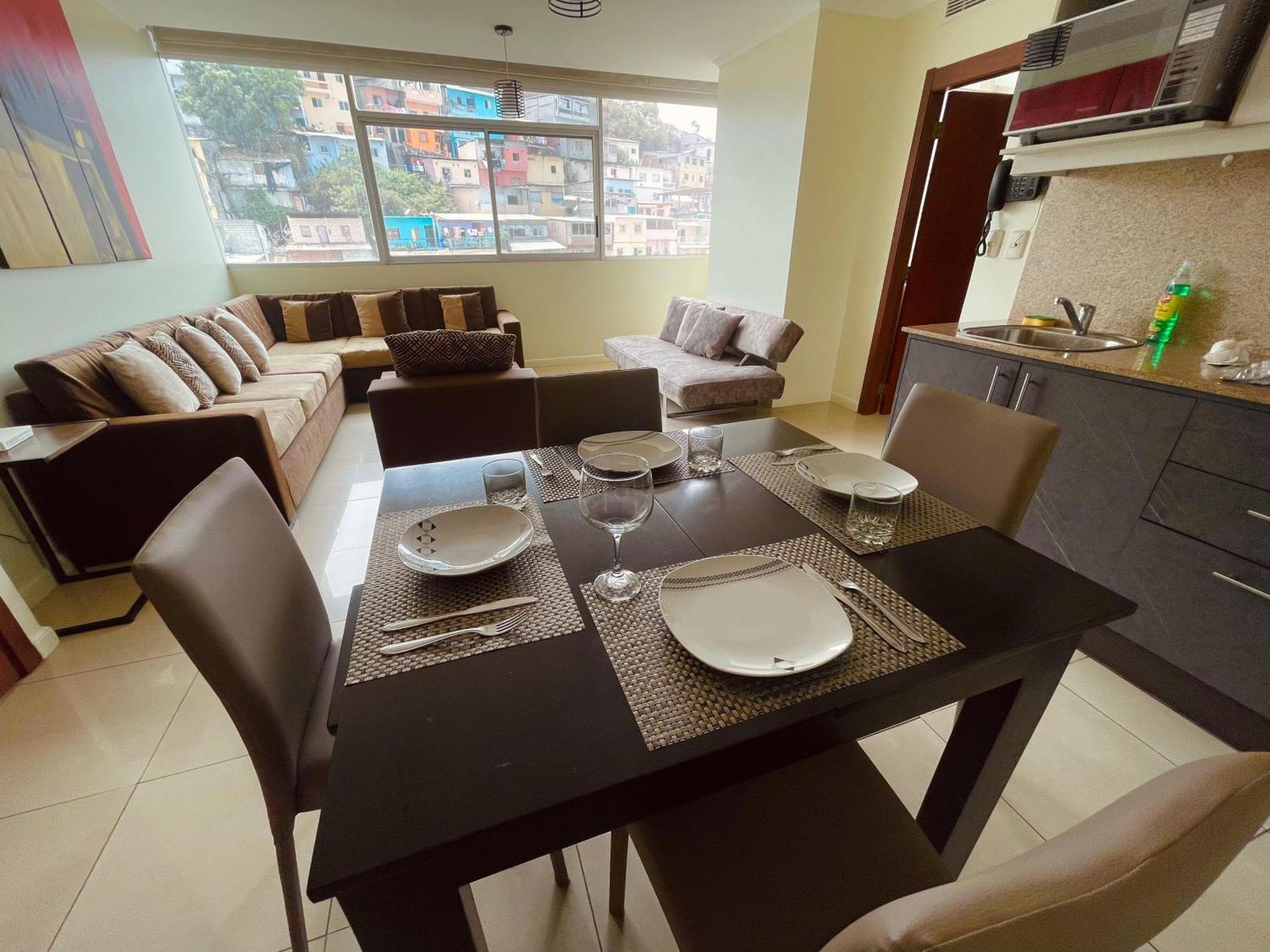 Suite Frente Al Rio En Puerto Santa Ana Riverfront Guayaquil Room photo